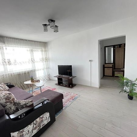 Elite Apartment Tergovistye Kültér fotó
