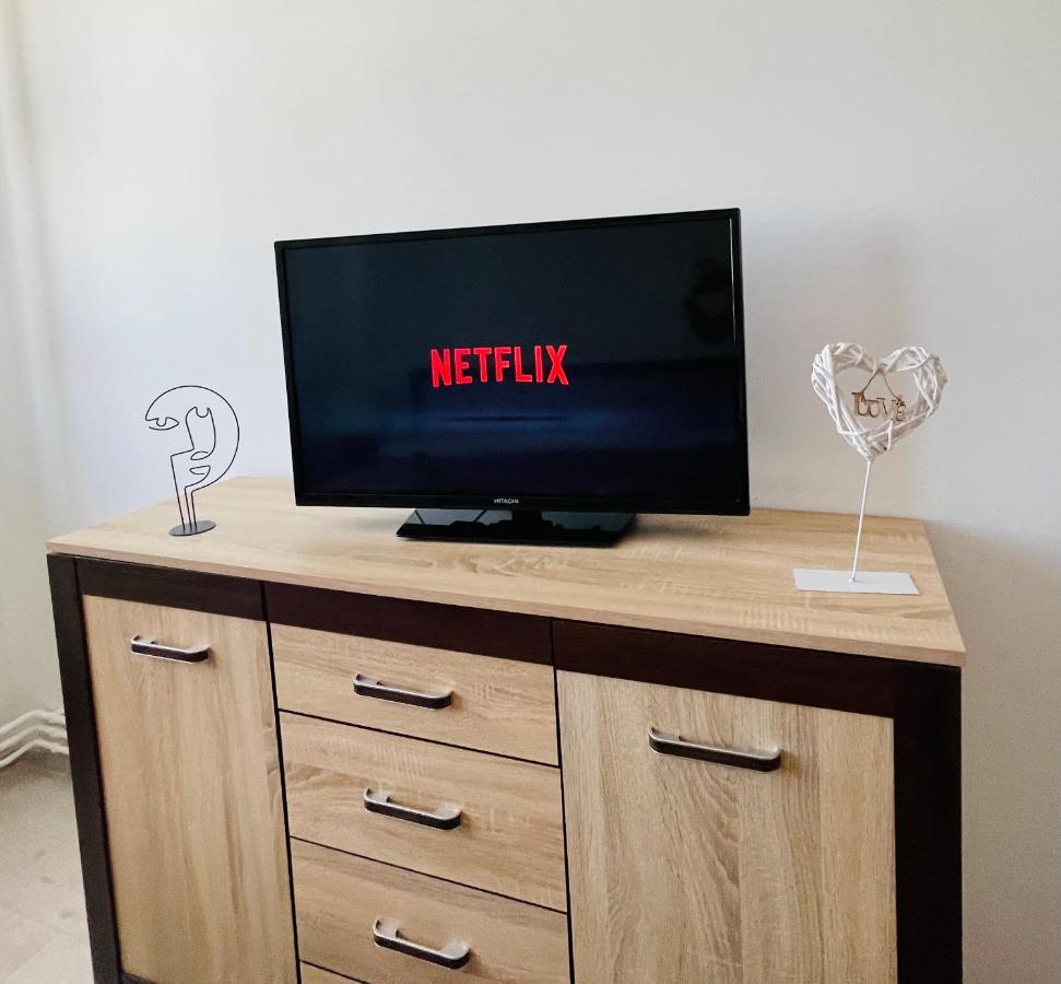 Elite Apartment Tergovistye Kültér fotó