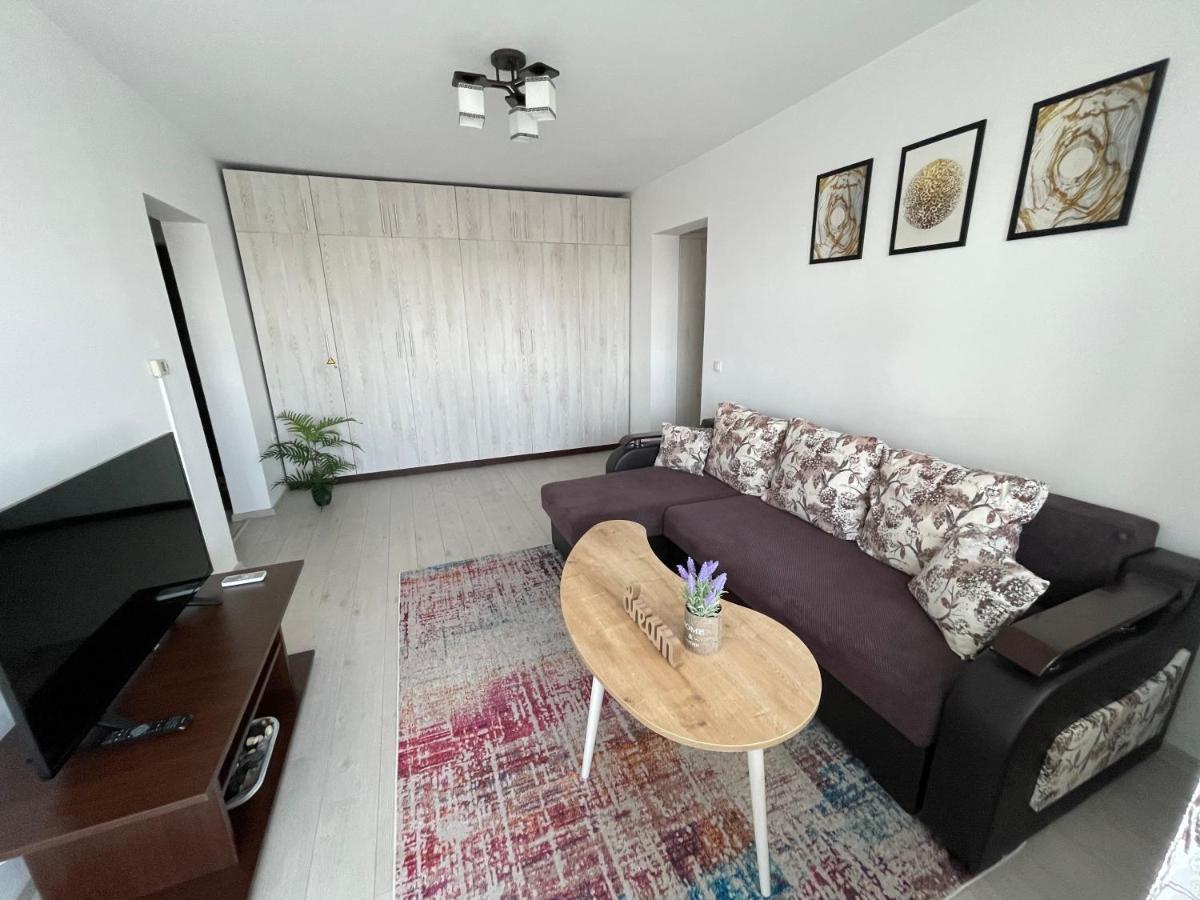 Elite Apartment Tergovistye Kültér fotó